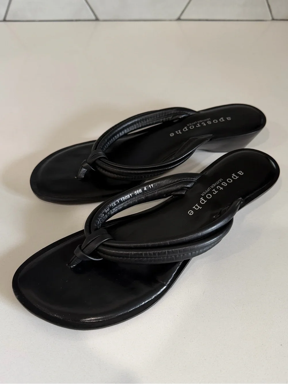 Apostrophe leather thong heel wedge sandal black